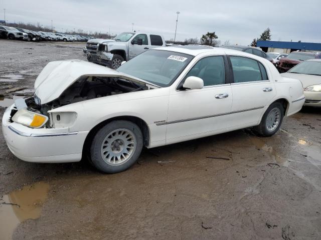 lincoln towncar 1999 1lnhm83w2xy612455