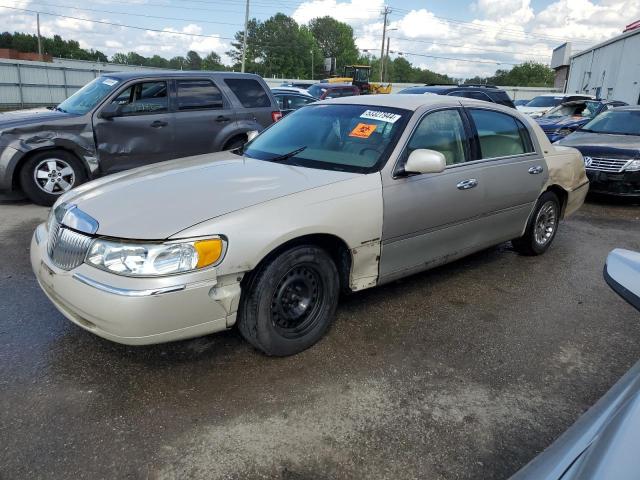 lincoln towncar 2001 1lnhm83w31y608342