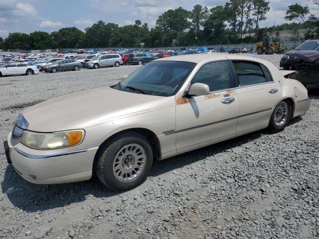 lincoln town car c 1999 1lnhm83w3xy685673