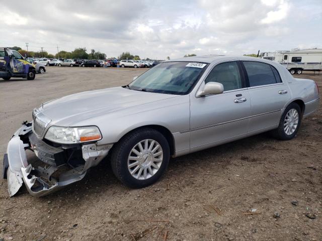 lincoln town car u 2004 1lnhm83w44y607267