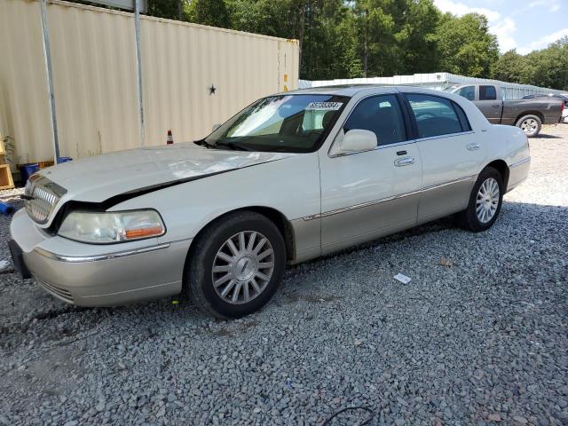 lincoln towncar 2004 1lnhm83w54y674802