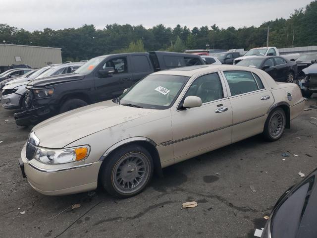 lincoln town car c 2000 1lnhm83w6yy914381