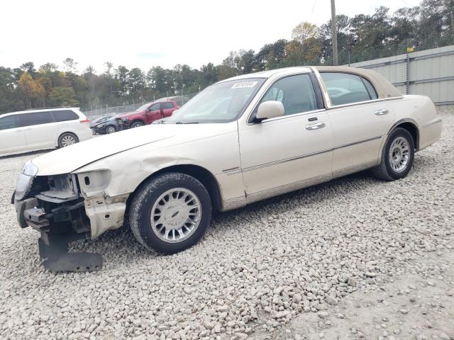 lincoln town car c 2002 1lnhm83w72y623637