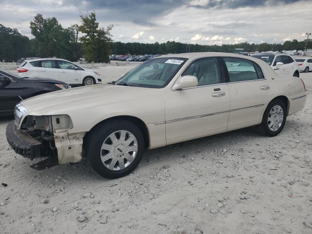 lincoln town car c 2003 1lnhm83w73y647728