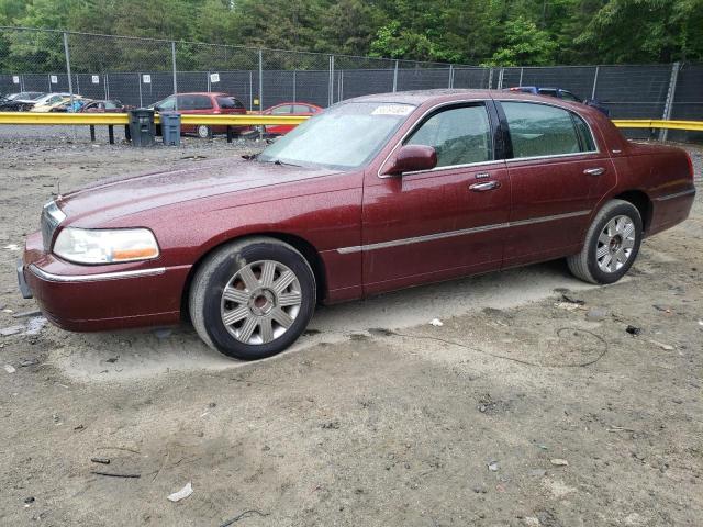 lincoln towncar 2004 1lnhm83w74y607098