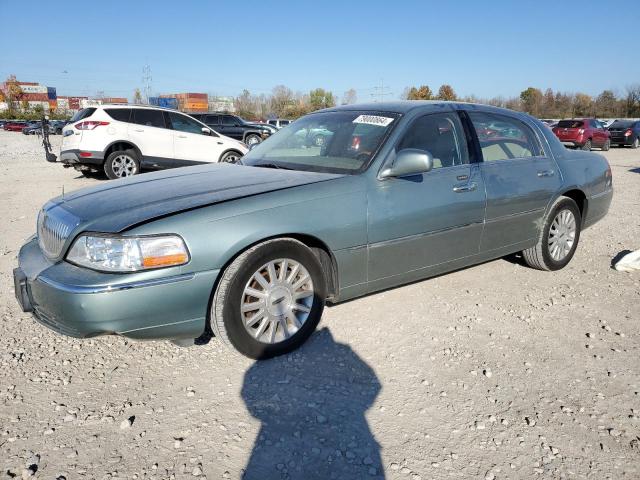 lincoln town car u 2004 1lnhm83w74y683355