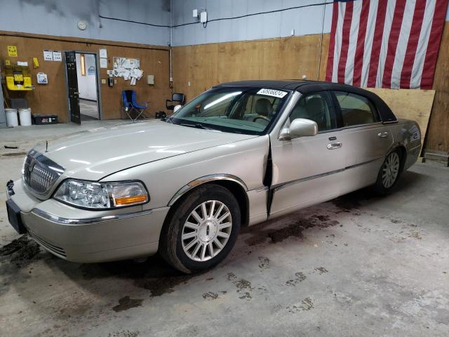 lincoln town car u 2004 1lnhm83w94y660658