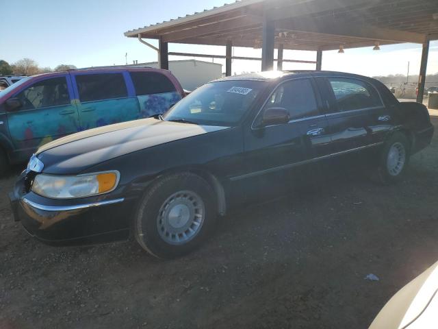 lincoln towncar 2001 1lnhm84wx1y704158