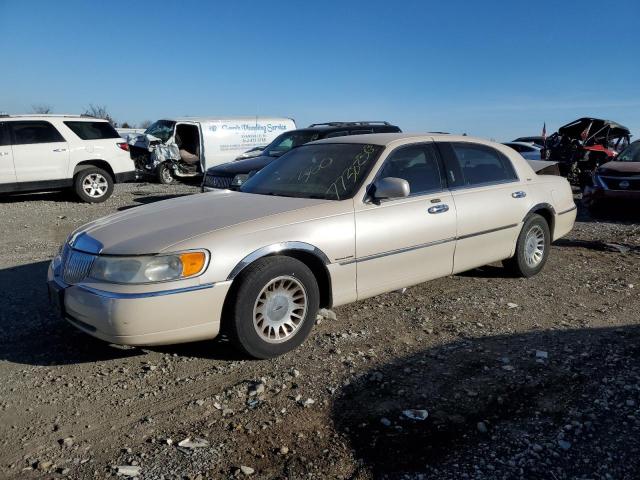 lincoln towncar 2001 1lnhm85w01y653512