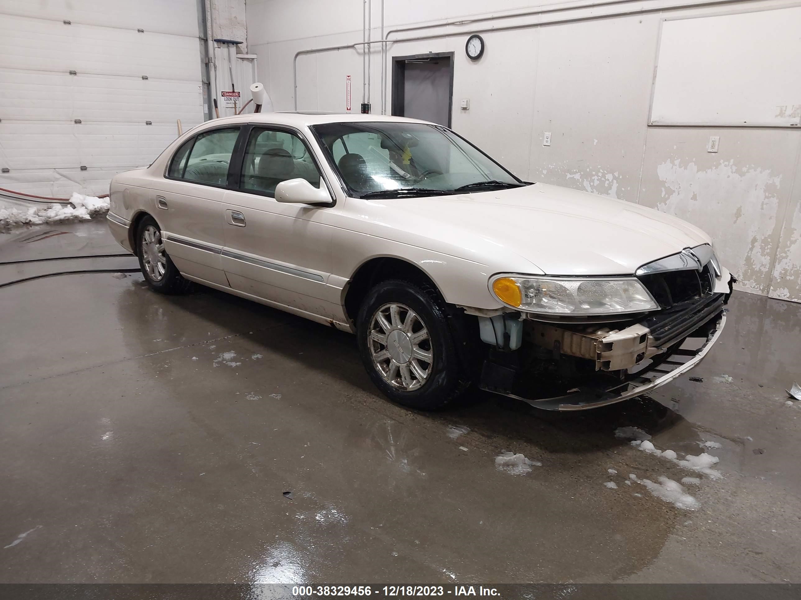 lincoln continental 2001 1lnhm97v61y649314