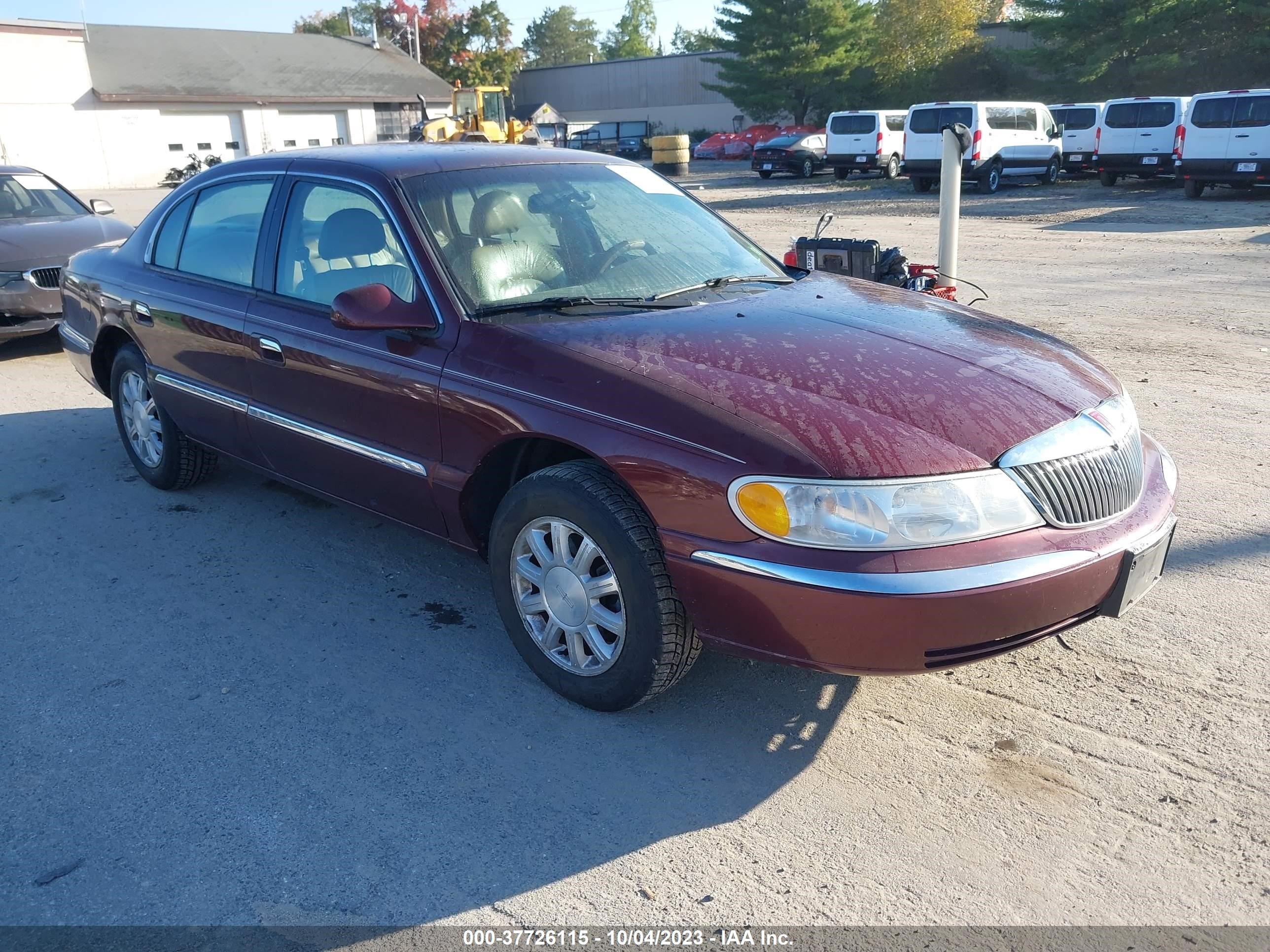 lincoln continental 2001 1lnhm97v71y716020