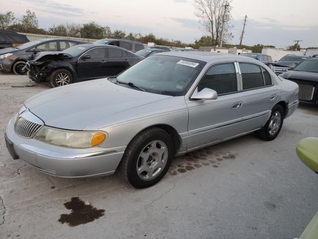 lincoln continenta 2002 1lnhm97vx2y672516