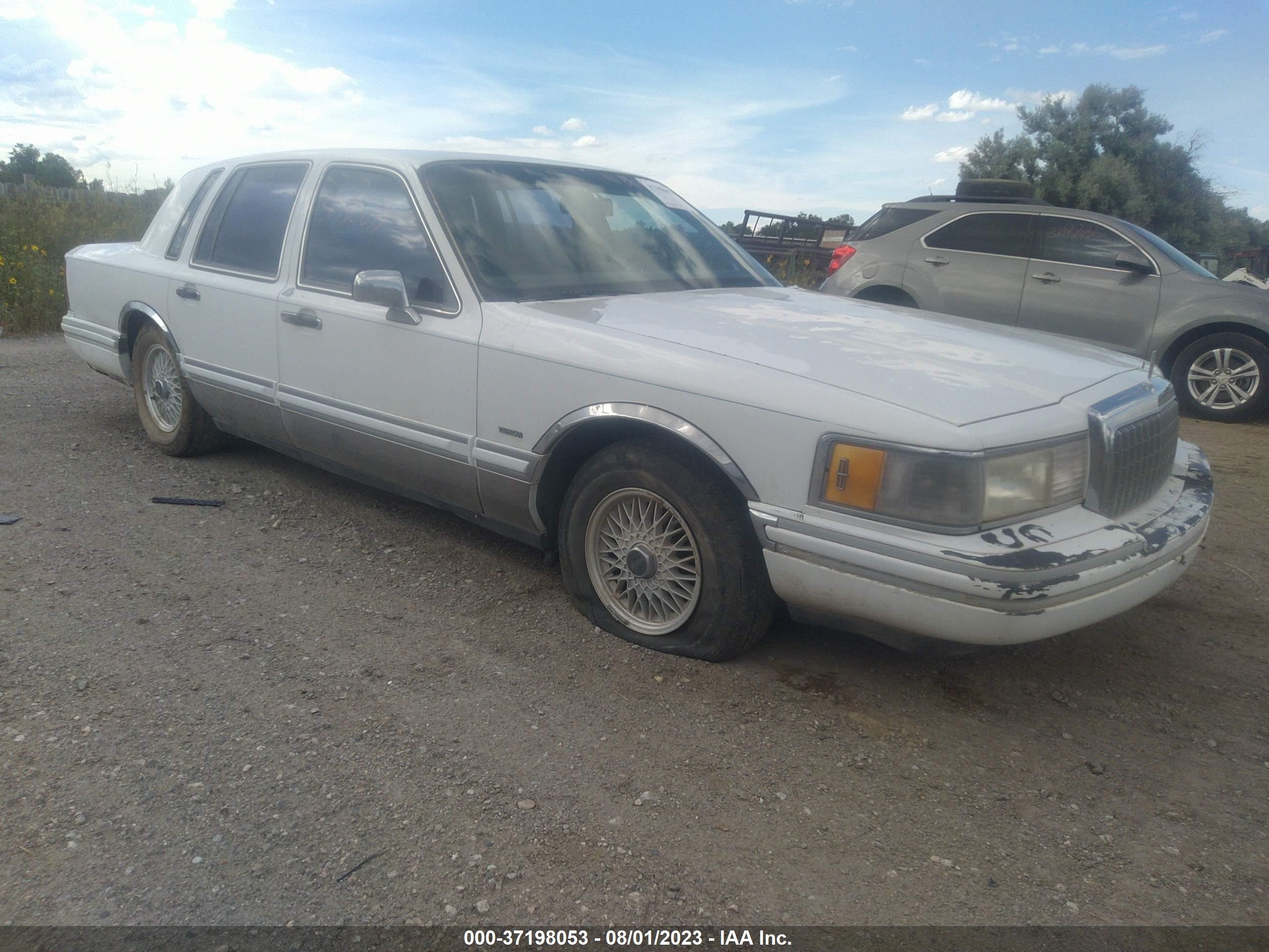 lincoln town car 1993 1lnlm81w7py651667