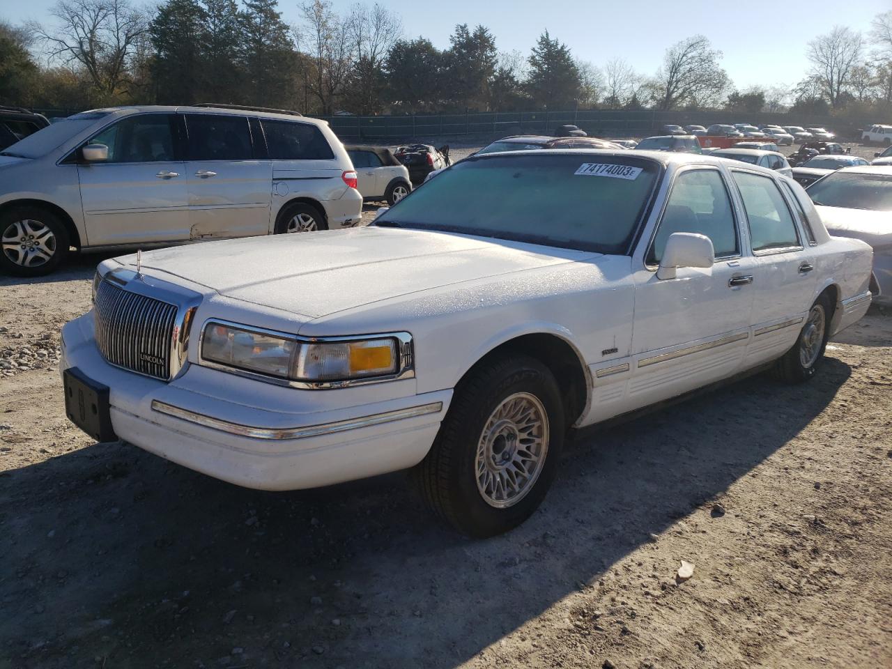 lincoln town car 1995 1lnlm81w7sy733987