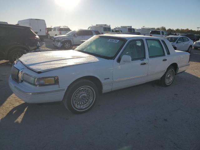 lincoln town car e 1997 1lnlm81wxvy687821