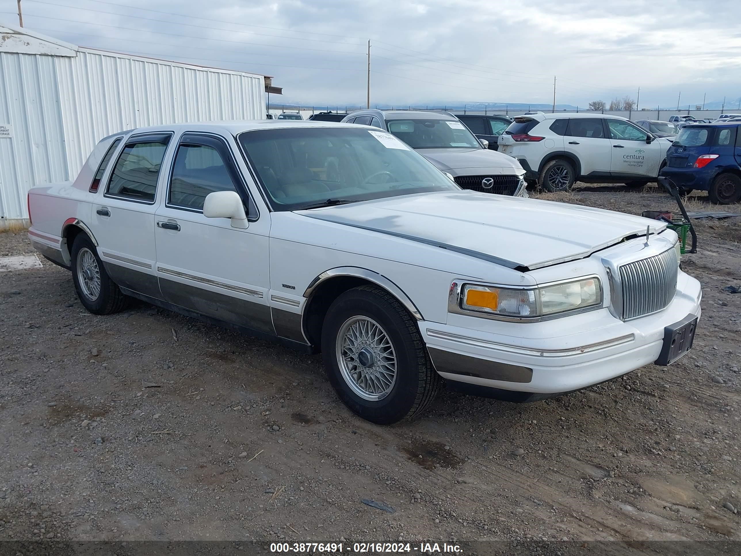 lincoln town car 1996 1lnlm82w7ty674732