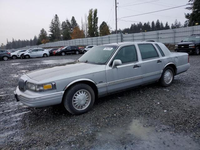 lincoln town car c 1997 1lnlm83w1vy631859