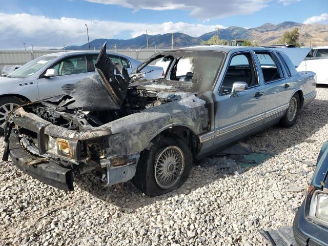 lincoln town car c 1992 1lnlm83w7ny743601