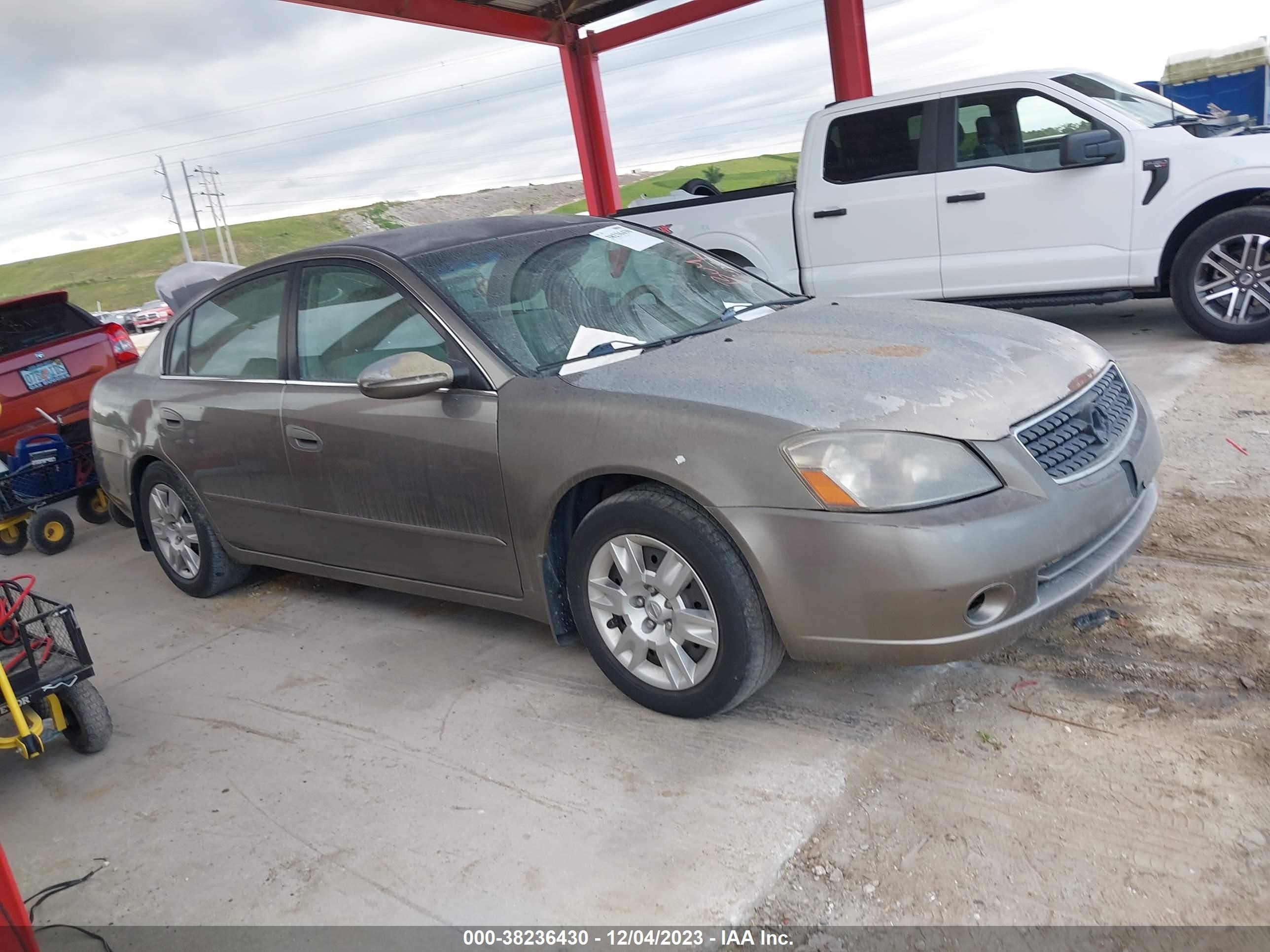 nissan altima 2005 1n4al11d25n931327