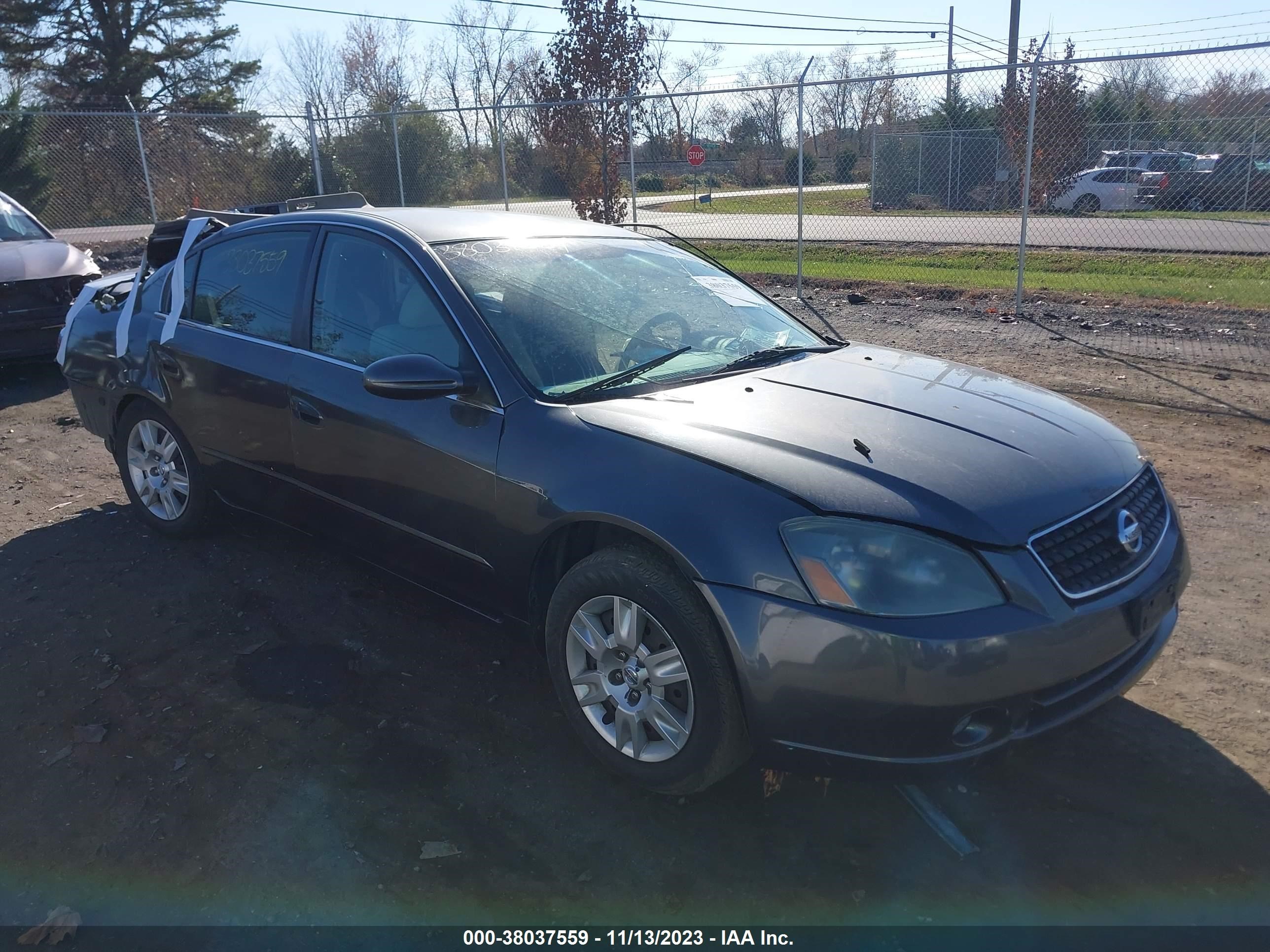 nissan altima 2005 1n4al11d35n931529