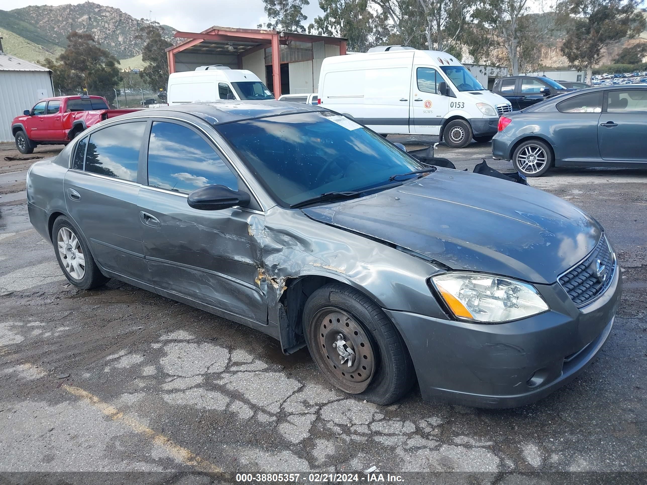 nissan altima 2005 1n4al11d75n409566