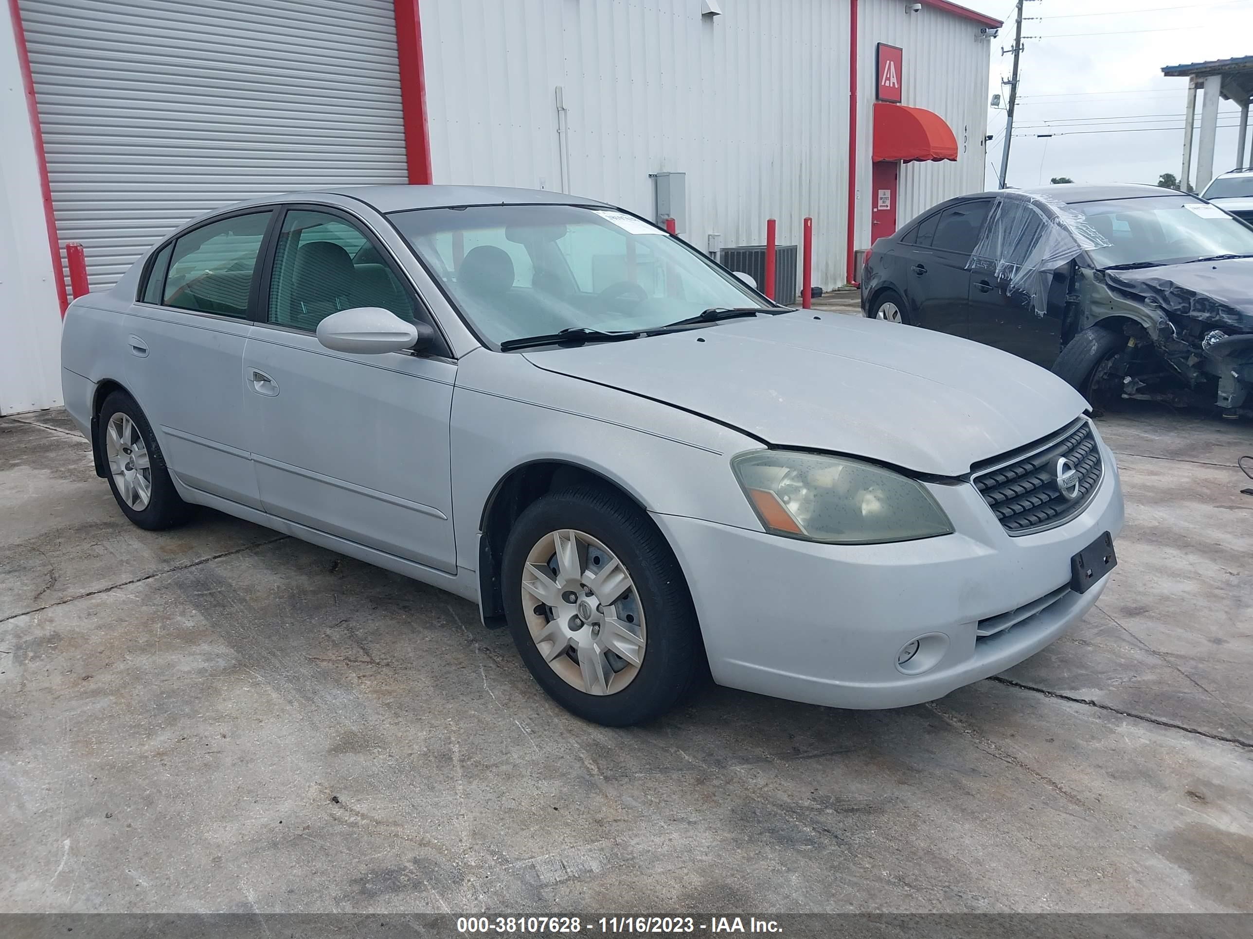 nissan altima 2005 1n4al11d85c395219