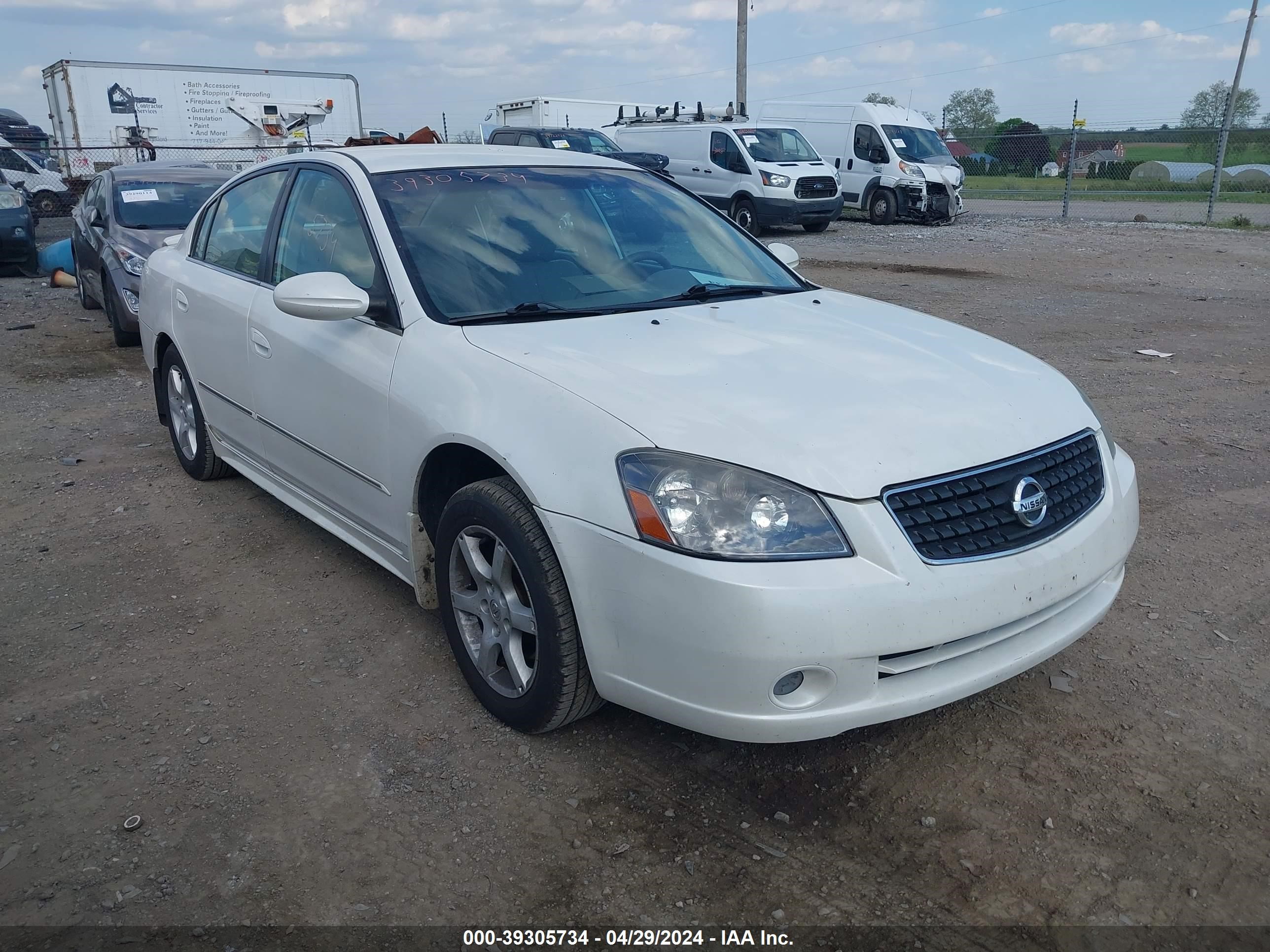 nissan altima 2005 1n4al11dx5n907180