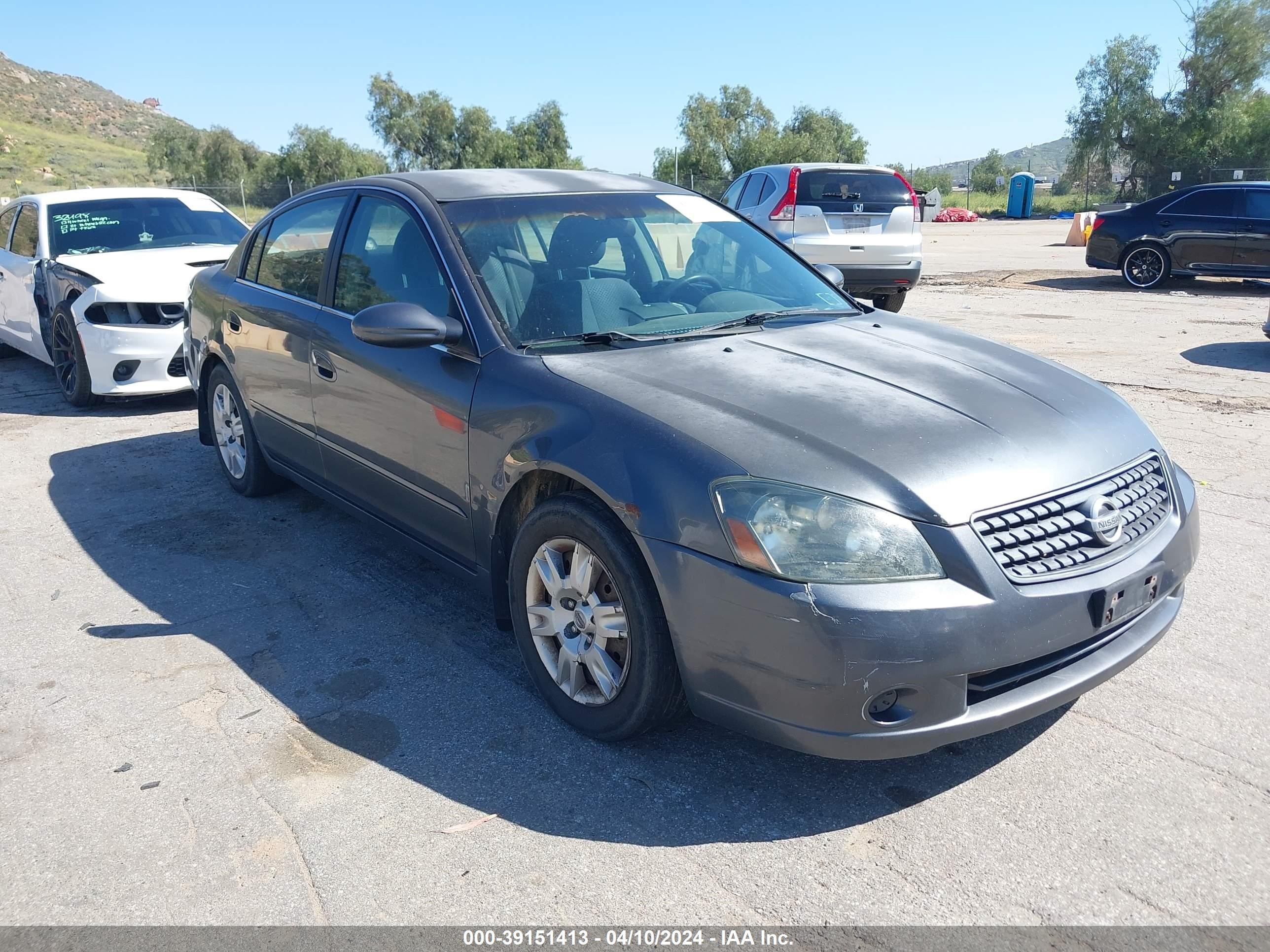 nissan altima 2005 1n4al11e25c394009