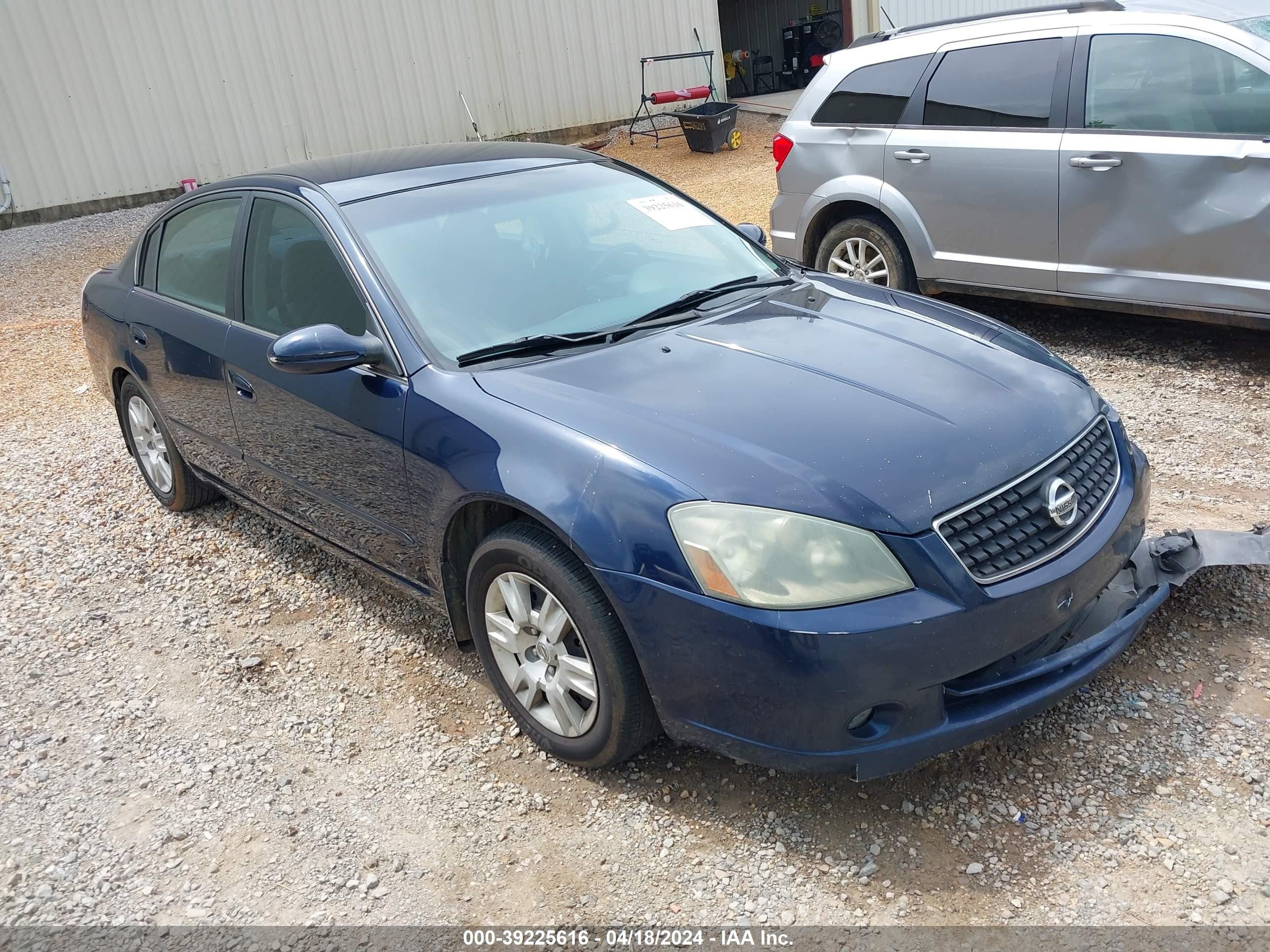 nissan altima 2006 1n4al11e96n426119