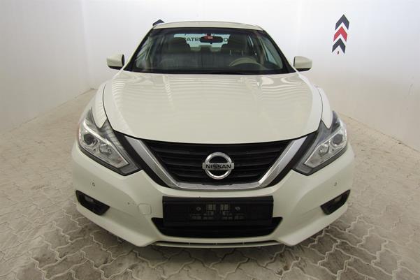 nissan altima 2017 1n4al3a98hc204264