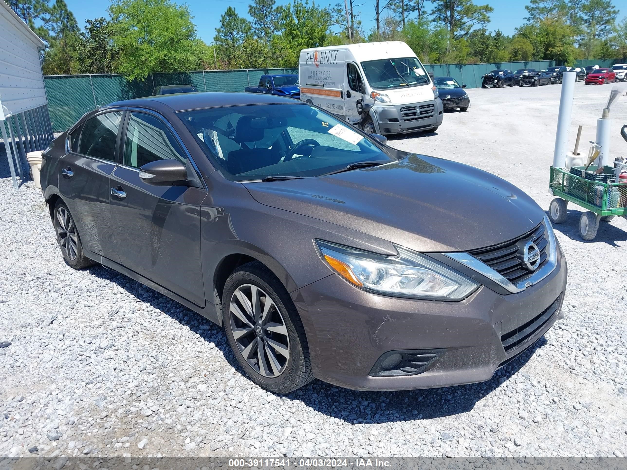 nissan altima 2017 1n4al3ap0hc183912