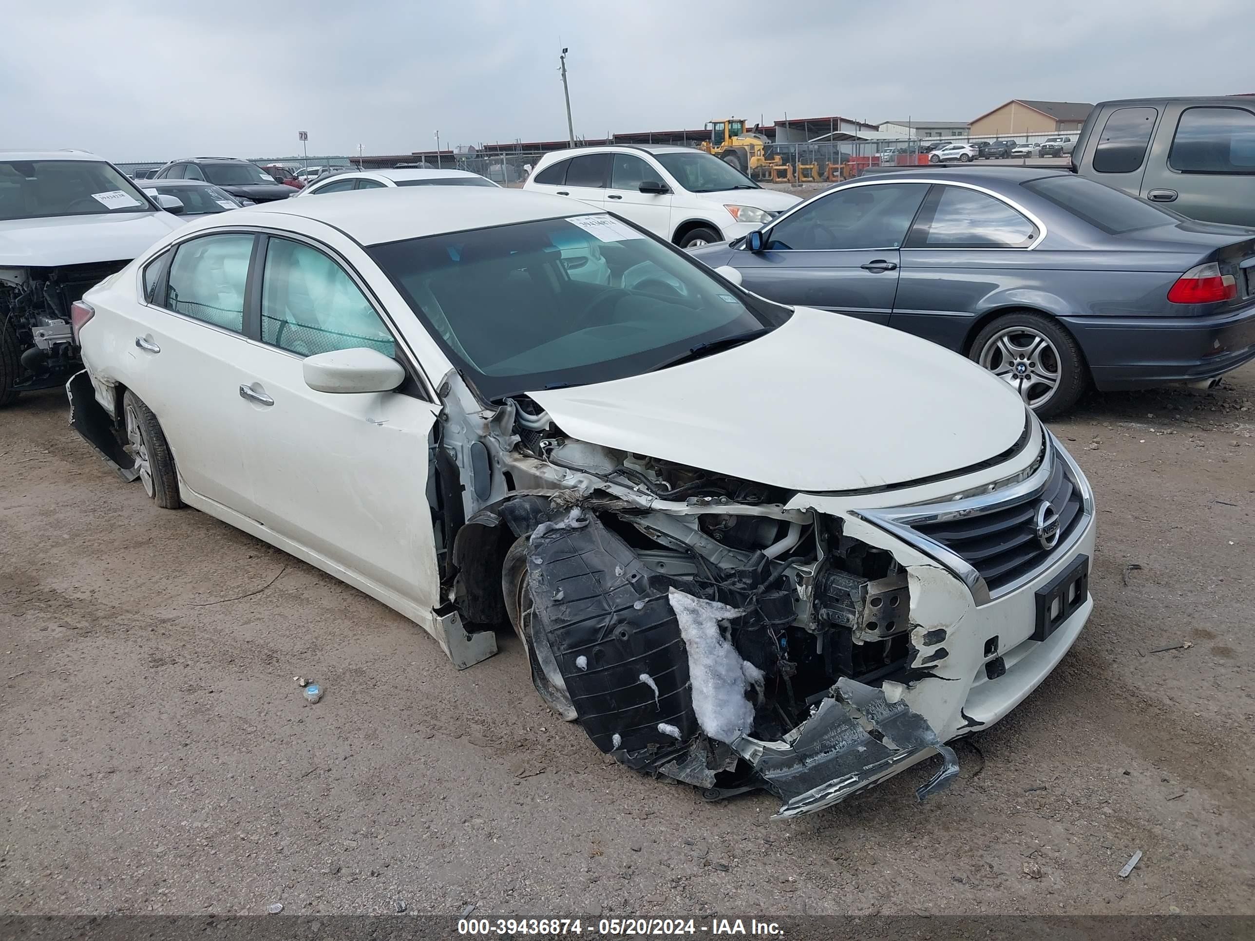 nissan altima 2015 1n4al3ap1fc418282