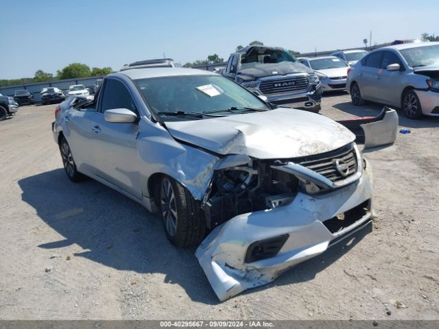 nissan altima 2017 1n4al3ap1hc121256