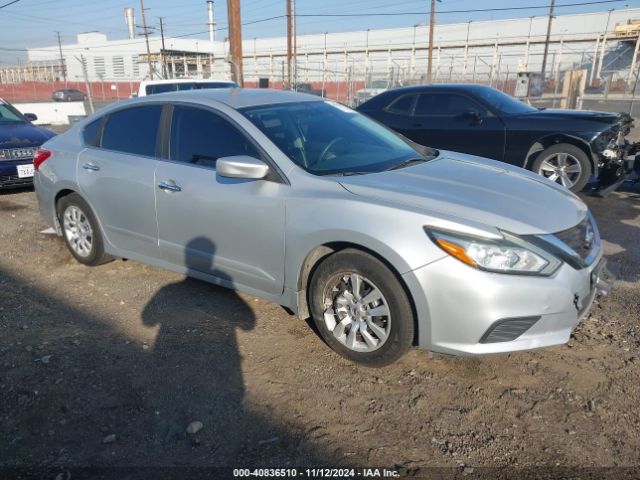 nissan altima 2017 1n4al3ap1hc262635