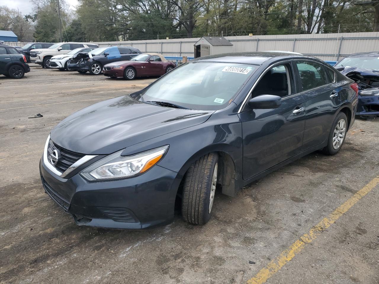 nissan altima 2017 1n4al3ap1hc270637