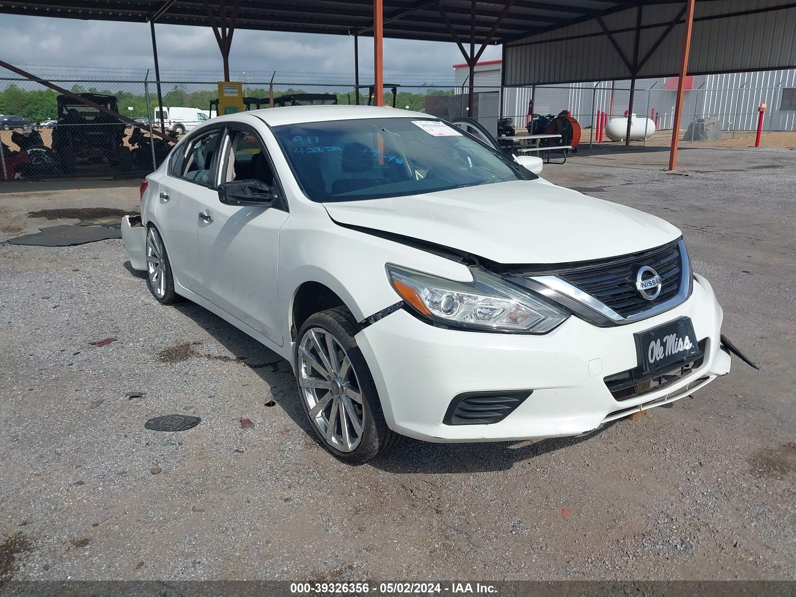 nissan altima 2017 1n4al3ap1hc475102