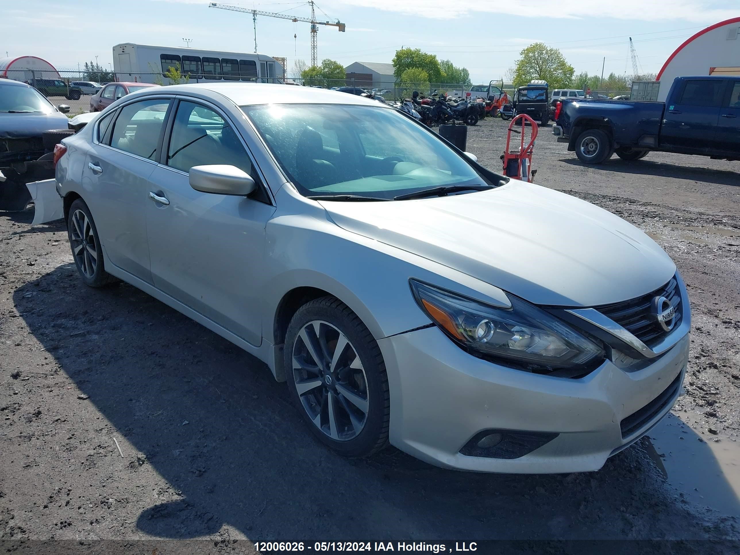 nissan altima 2017 1n4al3ap1hn313023