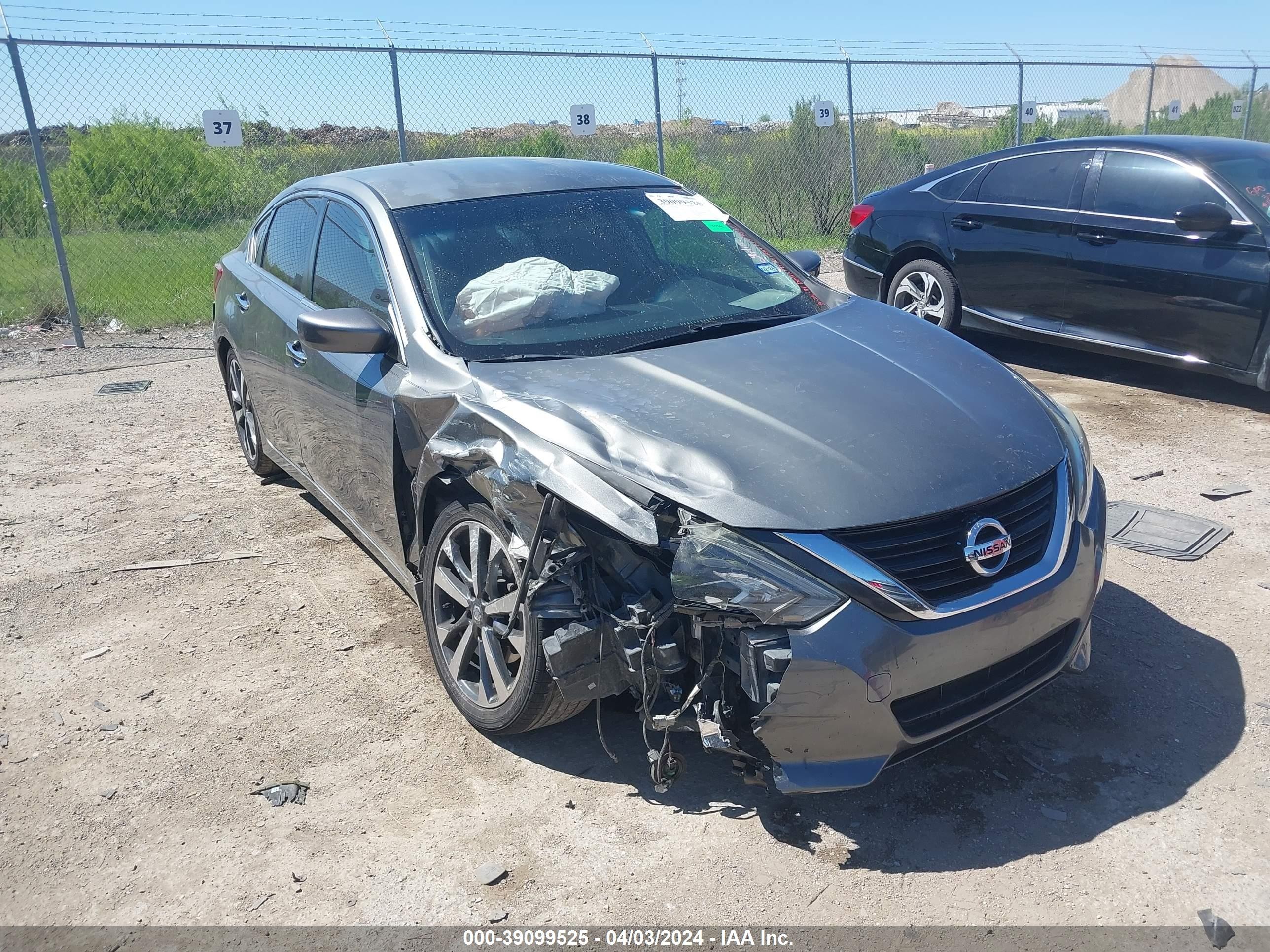 nissan altima 2017 1n4al3ap1hn320201