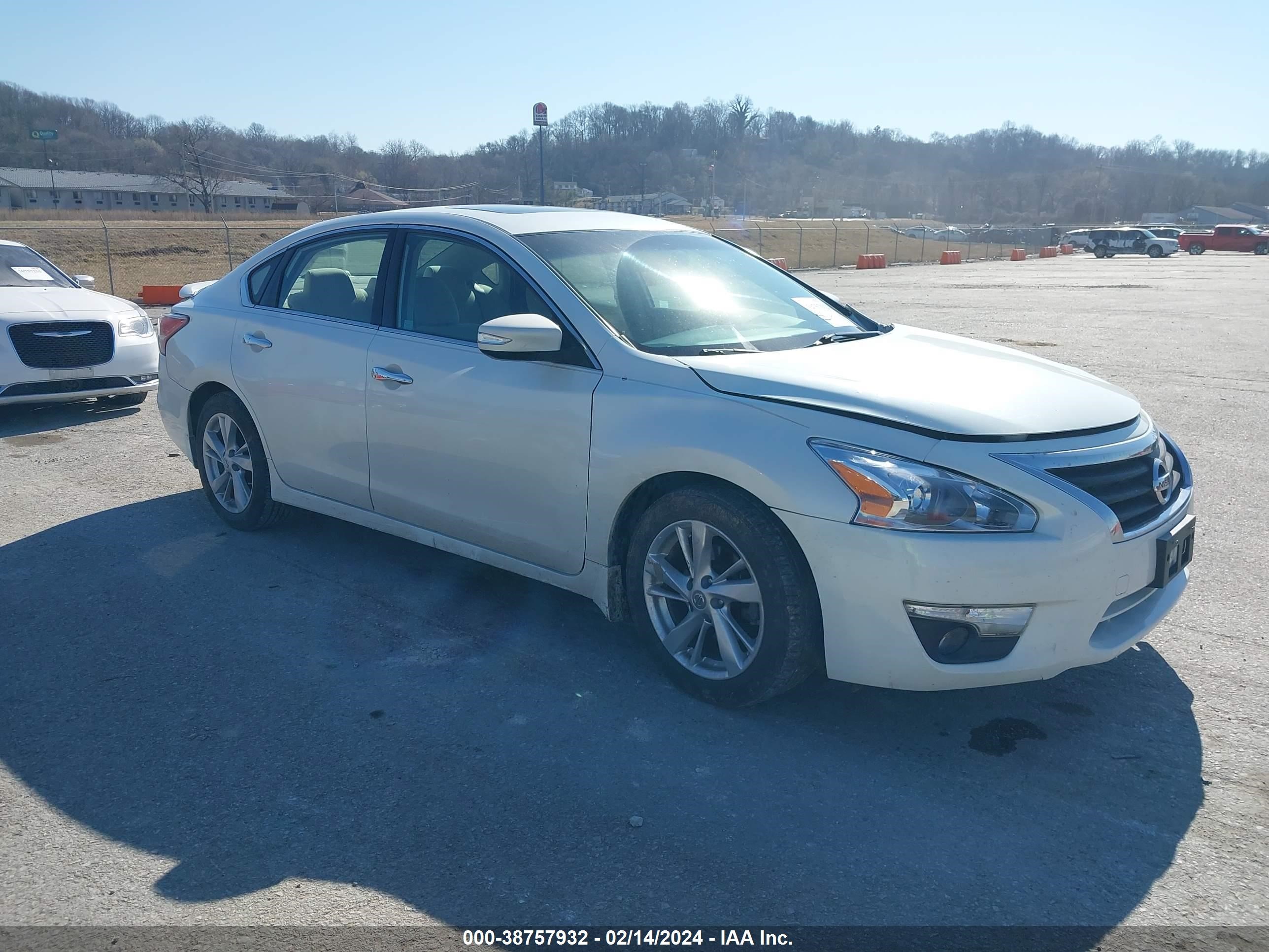 nissan altima 2014 1n4al3ap2ec903979