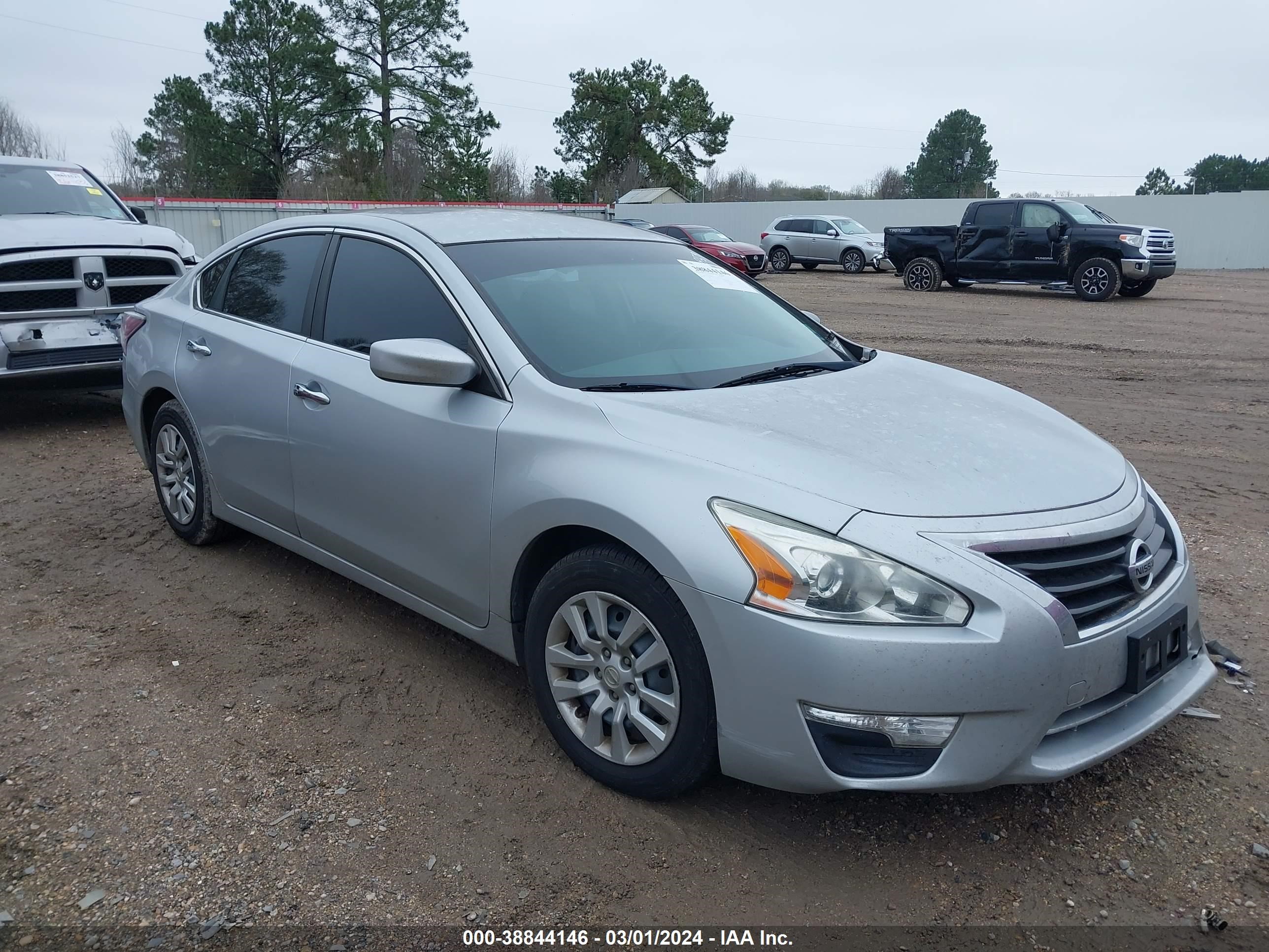 nissan altima 2015 1n4al3ap2fn891841