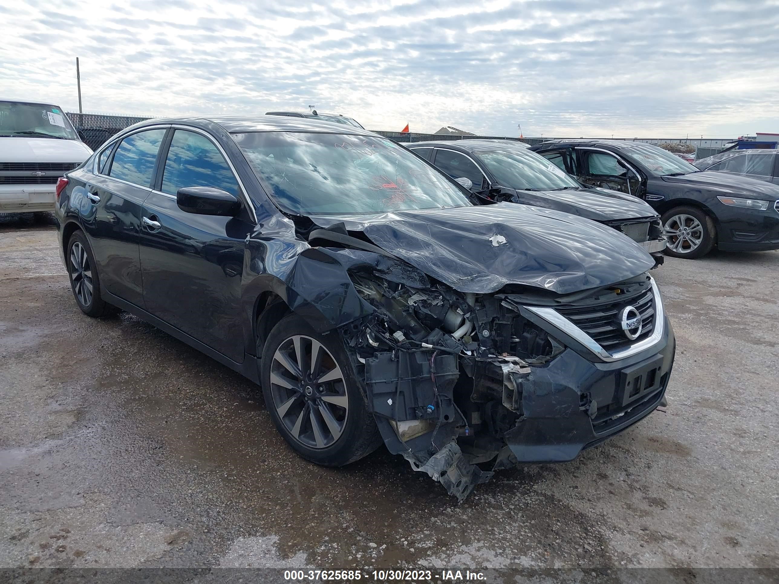 nissan altima 2017 1n4al3ap2hc286068