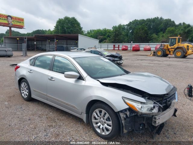 nissan altima 2017 1n4al3ap2hn308543