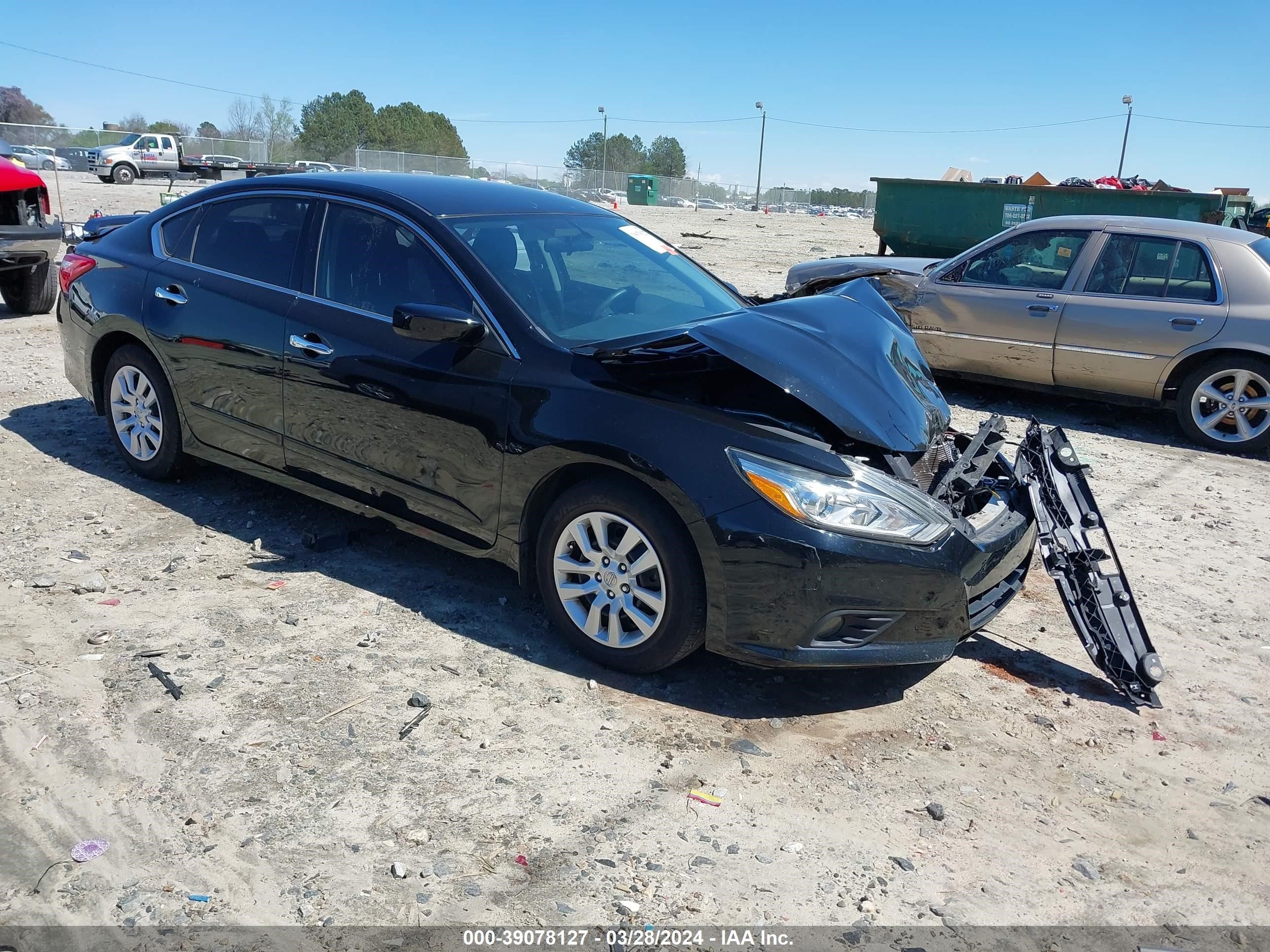 nissan altima 2017 1n4al3ap2hn313435