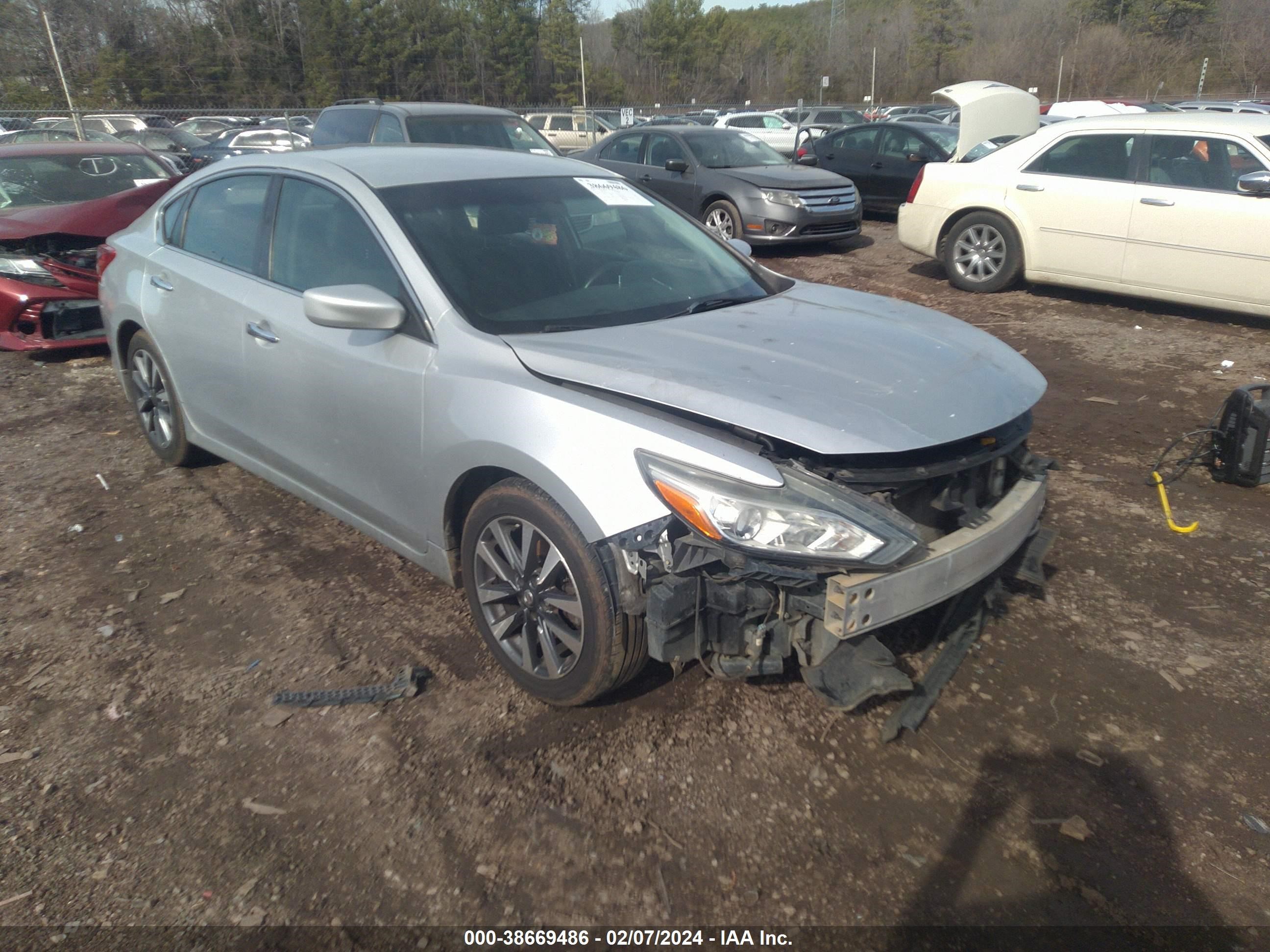 nissan altima 2017 1n4al3ap2hn327772