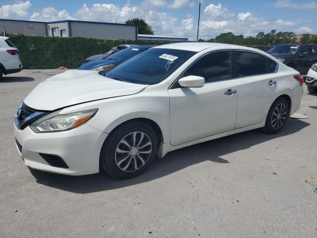 nissan altima 2017 1n4al3ap2hn343163