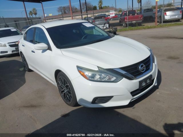 nissan altima 2018 1n4al3ap2jc111566