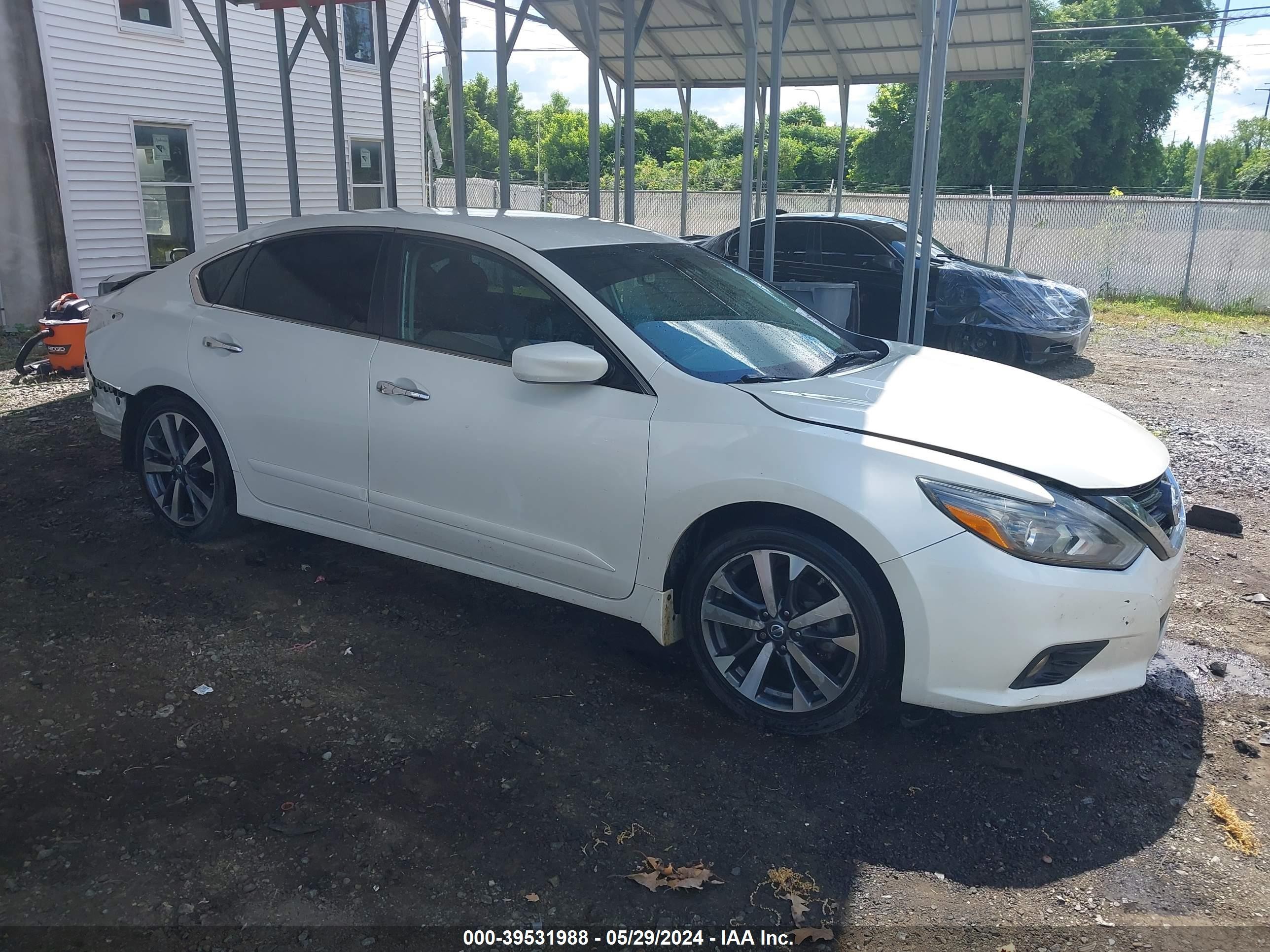 nissan altima 2016 1n4al3ap3gc266314