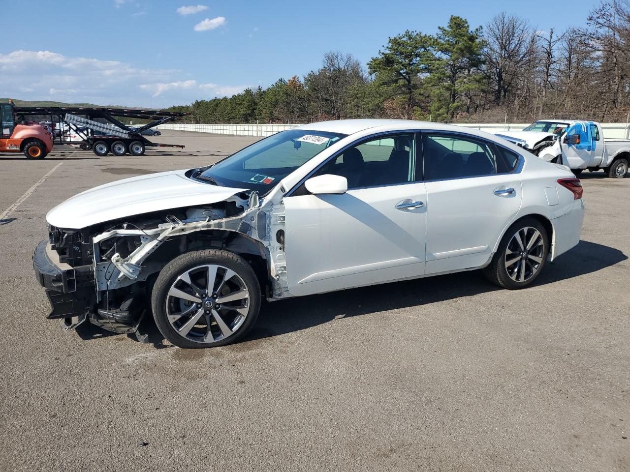 nissan altima 2017 1n4al3ap3hc121453