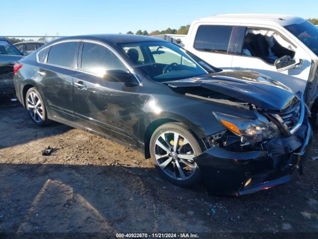 nissan altima 2017 1n4al3ap3hc131044