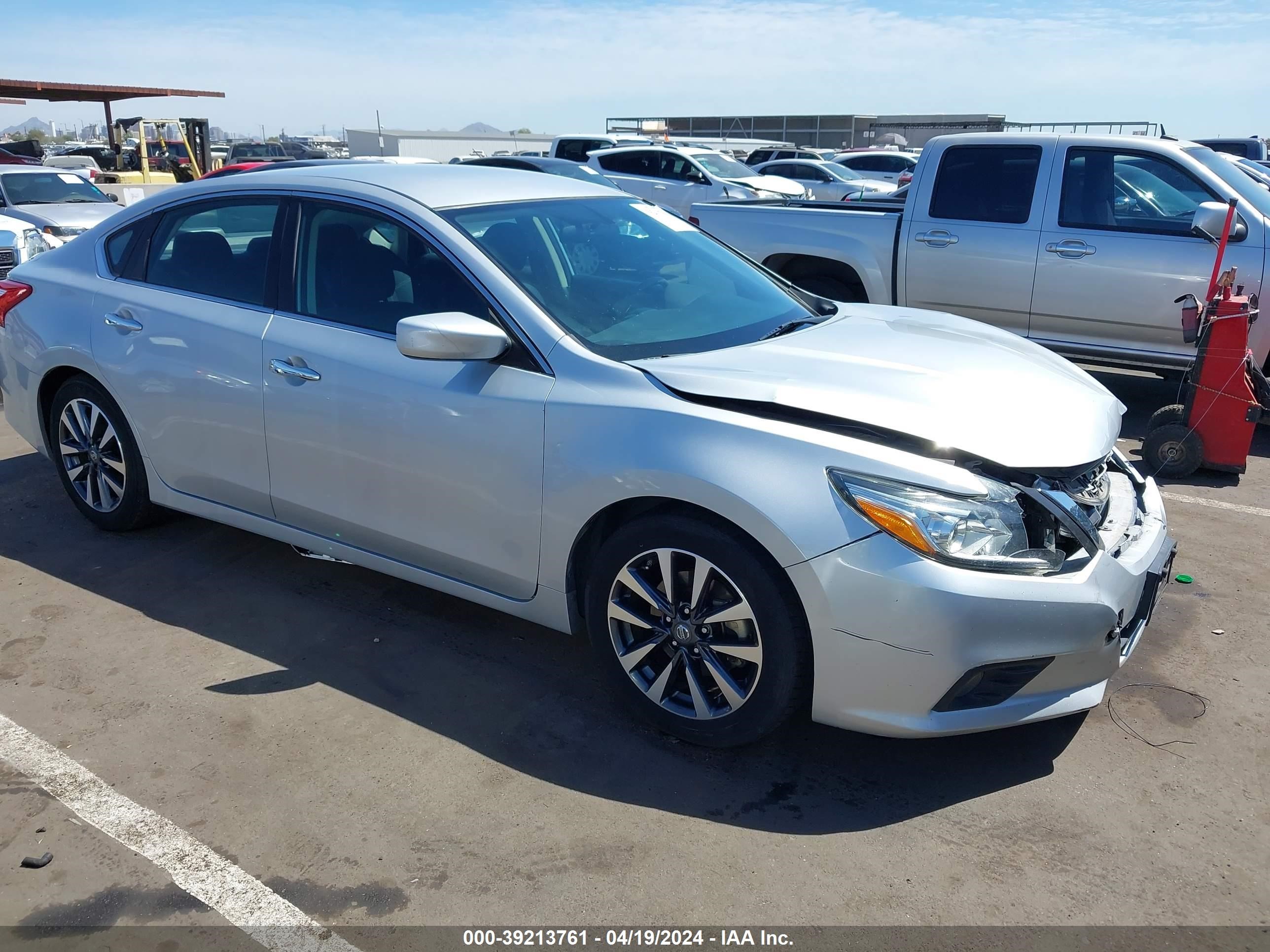 nissan altima 2017 1n4al3ap3hc162147